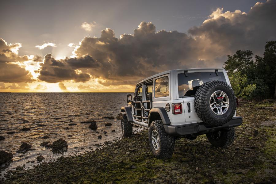  Jeep Wrangler Unlimited Three O Five (JL) 2019 года  (NA) (фото 10 из 10)